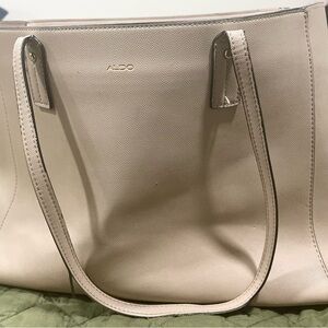 Aldo Cream Tote Bag Elegant and Functional